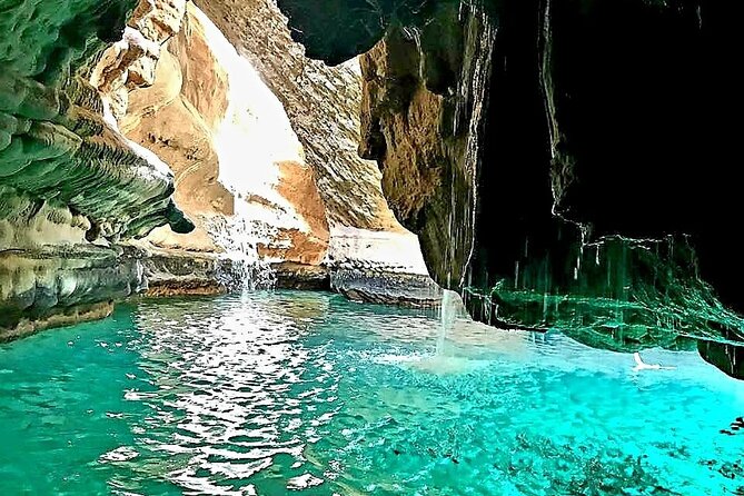 2 days and 1 night Private Tour in Wadi Shab to Wahiba Sands Desert - Wadi Shab: The day’s main physical challenge