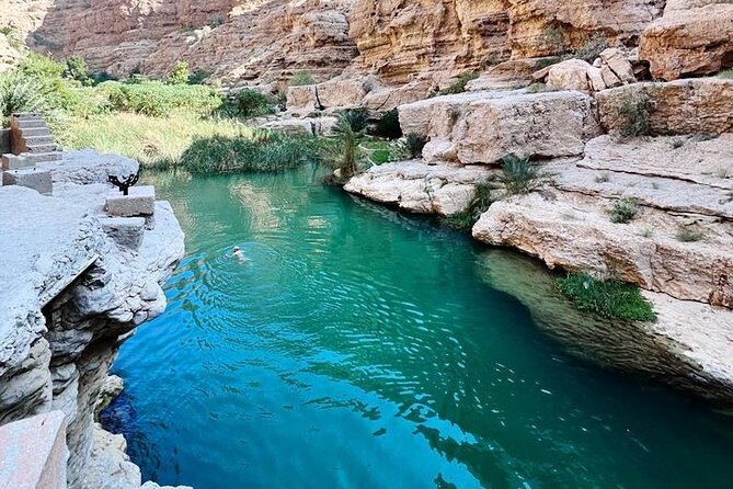 2 Days Private Wadi Shab Tour in Desert Safari - Bimmah Sinkhole: a quick first stop