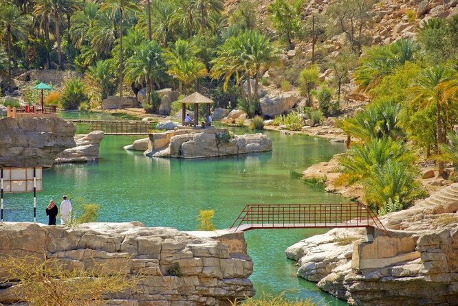 4 Days 3 Nights Package Oman Private Tour - Day 1: From Bimmah Sinkhole to Wadi Shab
