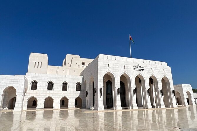 4-Hour Muscat City Tour Afternoon Till Evening - Royal Opera House: one hour, but confirm the access