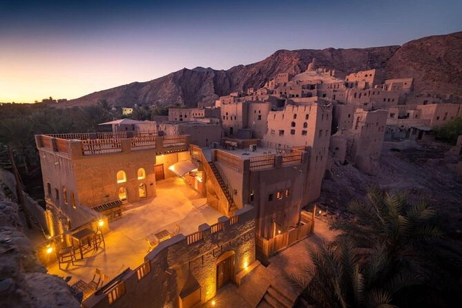 Amouage & Nizwa Full-Day Tour: Fort, Souq & Barakat Al Mouz - Nizwa Souq: shopping with local context