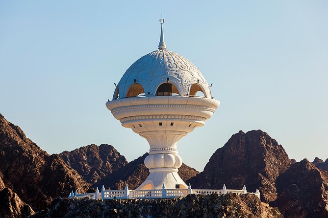 Big Bus Muscat Hop-On Hop-Off Tour - Stop 6: Al Alam Palace