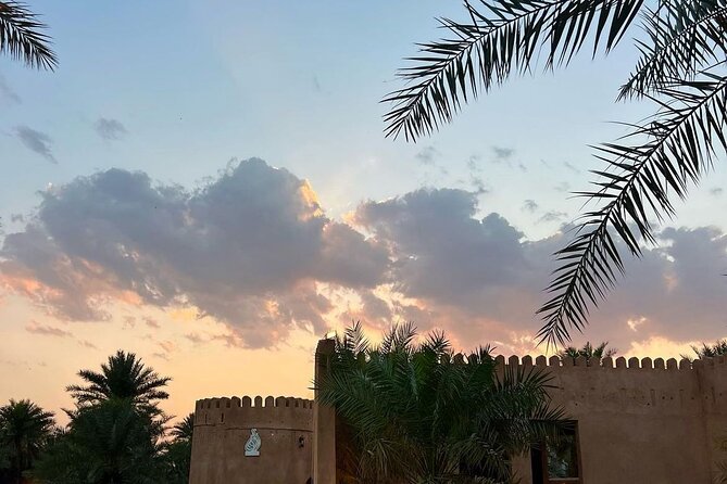 Day Tour to the Enchanting Forts of Nizwa - Jabreen Fort’s Painted Ceilings and Carved Doors