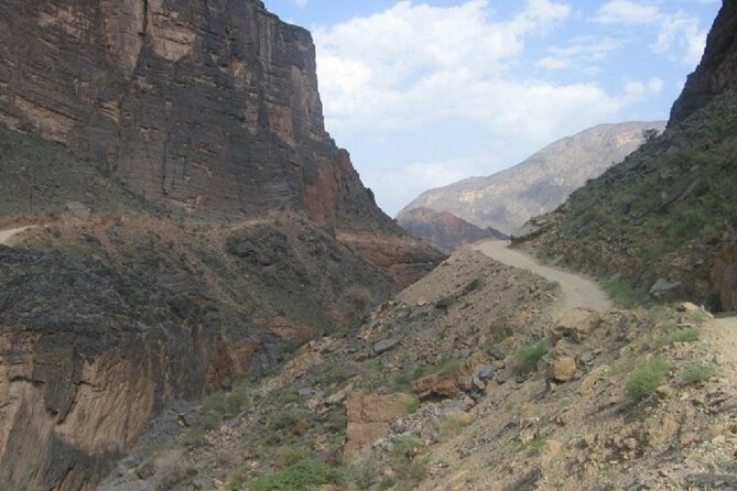 Day Trip to Wadi Bani Awf, Balad Sayt, Nakhal Fort & Hot Spring - Ain Al Thawarah, a warm spring among date farms