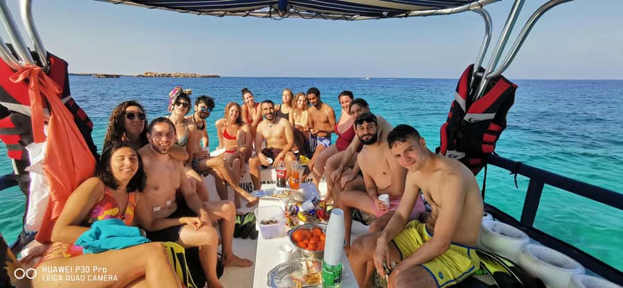 Daymaniyat Island: Snorkelling Tour with Tasty Lunch - Second snorkelling site and deeper water
