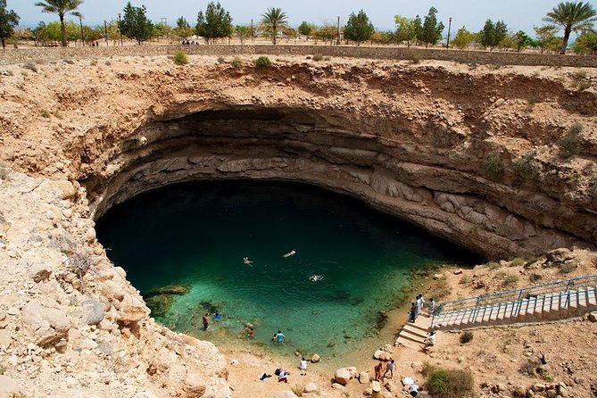 Discover the South and Wadi Shab from Muscat - The drive south from Muscat