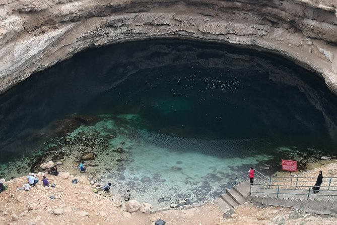 East Coast and Wadi Shab tour - Why this East Coast day trip works