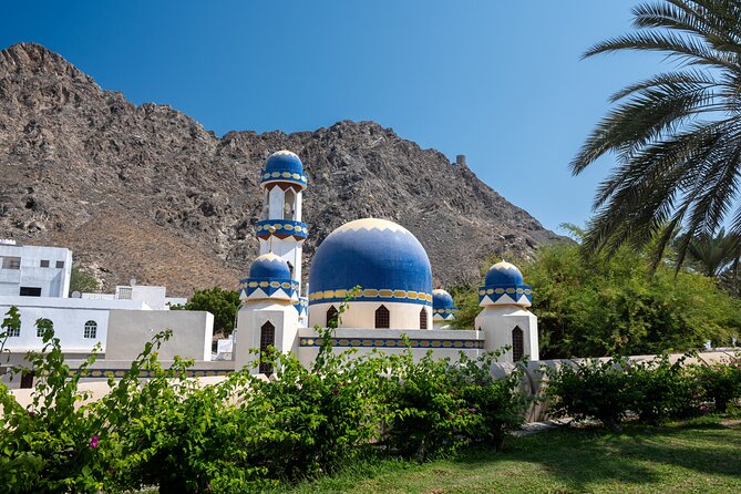 Enjoy a traditional Omani local style tour around Muscat - Add Bait Al Zubair Or The National Museum If Culture Comes First
