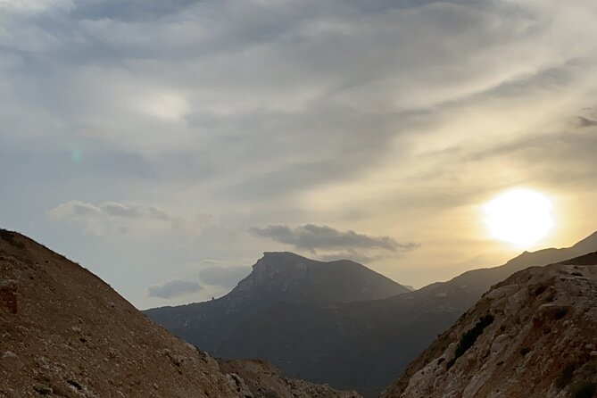 Fazayah Beach Excursion: A Coastal Escape to Salalah's Hidden Gem - Transport, timing, and the value of a private vehicle