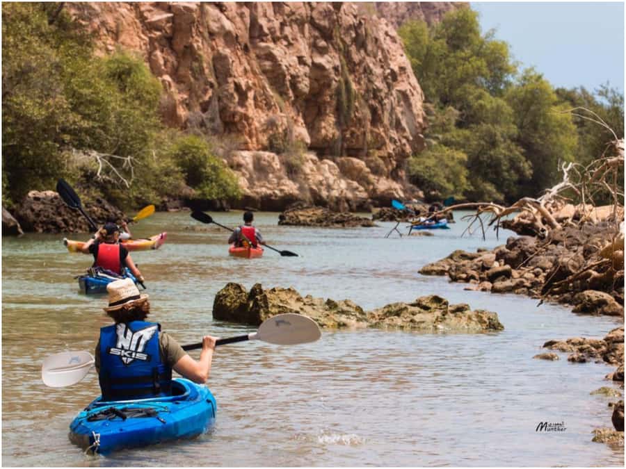 From Muscat: Al Qurum Beach Sunset Kayaking Experience - What happens when you arrive at the beach