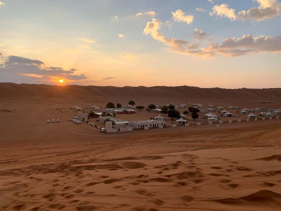 From Muscat: Desert and Wadi Bani Khalid Oasis Full-Day Tour - What the guiding adds to the day