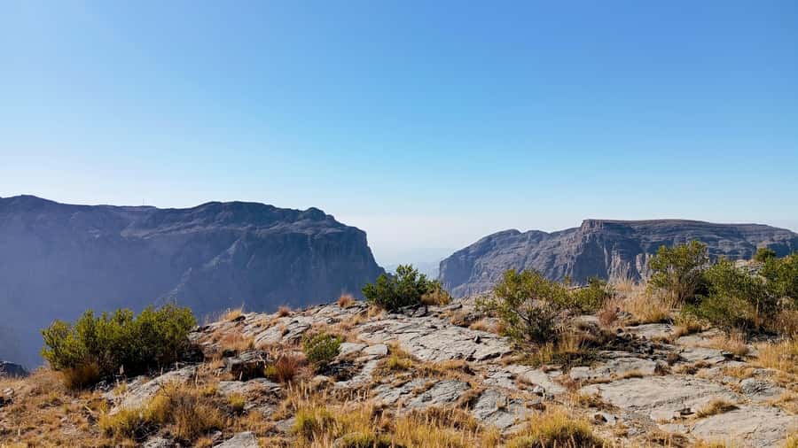 From Muscat: Nizwa and Jebel Akhdar Tour with Lunch - Nizwa Fort: Oman’s monumental history stop