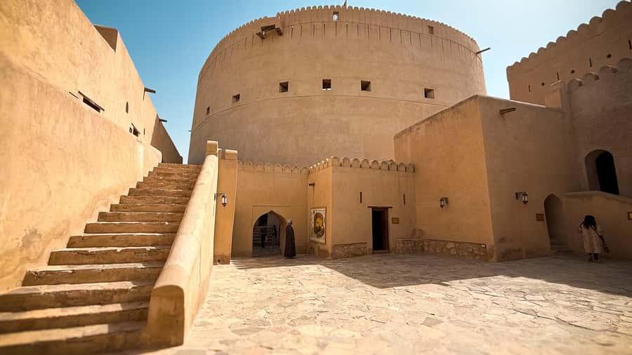 From Muscat: Nizwa and Jebel Akhdar Tour with Lunch - Hiking through Jebel Akhdar’s terraces and orchards