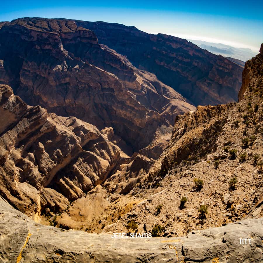 From Muscat: Nizwa Day Trip with Grand Canyon - Nizwa Round Tower Fort: Oman’s defensive heart