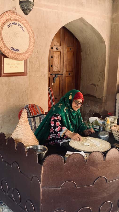 From Muscat: Private Nizwa and Jabel Akhdar-Shams with Lunch - Birkat Al Mouz: ruins, palms, and old irrigation