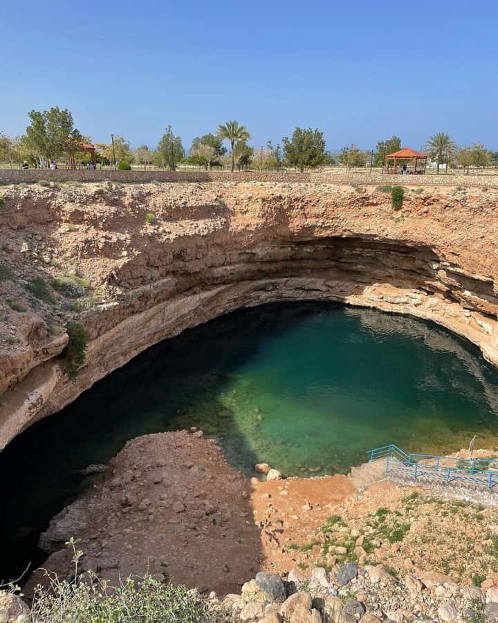 From Muscat:Private Wadi Shab and Bimmah SinkHole Tour - Is $59 good value?
