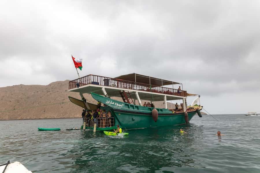 From UAE: Musandam Dibba Day Trip (Oman) - Border formalities at the UAE and Oman checkpoint