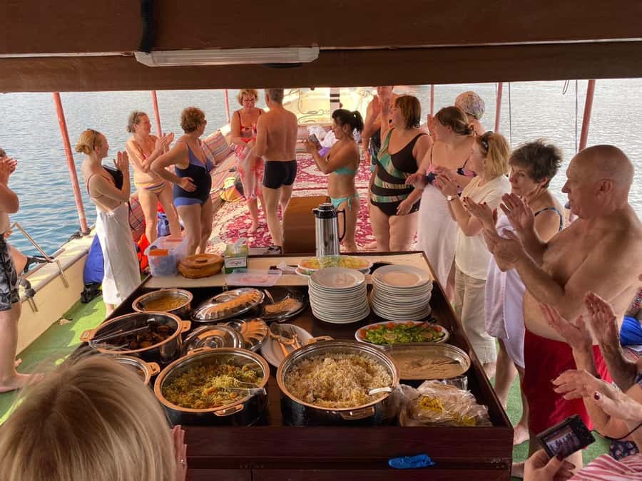 From UAE: Musandam Khasab Dolphin Watching Trip with Lunch - Five things to know before you go