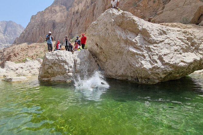 Full-Day Bimmah Sinkhole and Wadi Al Arbeieen Tour - Why Wadi Al Arbeieen is the main event