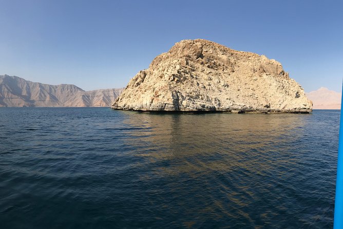 Full-Day Dhow Cruise in Khasab Musandam - Six hours through Khor Sham