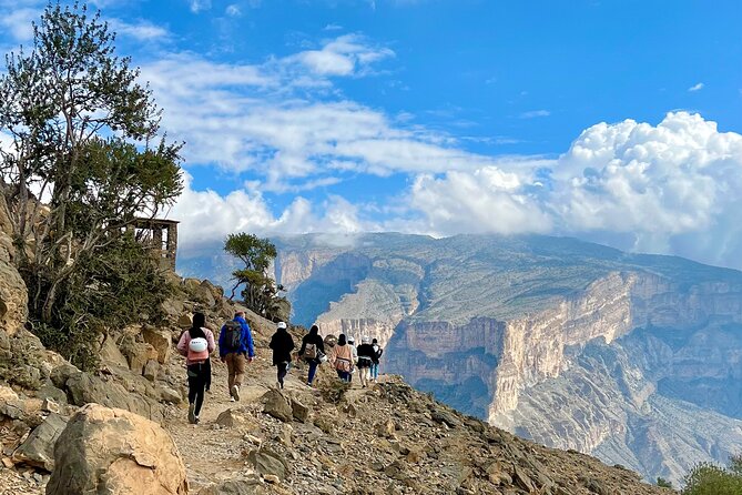 Full Day Guided Tour to Balcony Walk and Hidden Lake With Pickup Included - Is $265 good value?