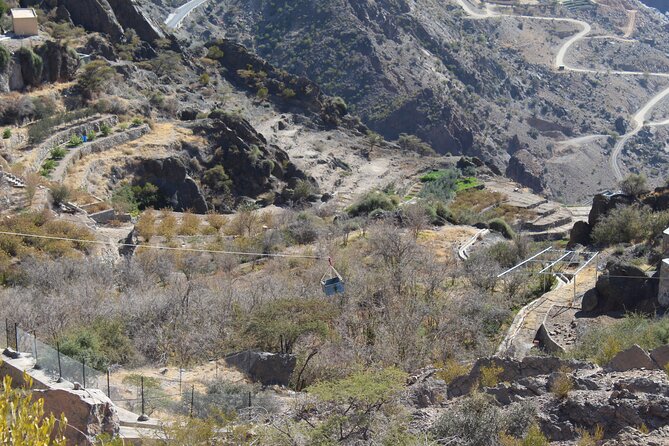 Full-Day Guided Tour to Jebel Akhdar - Birkat Al Mouz and the Falaj Al Khatmeen water system