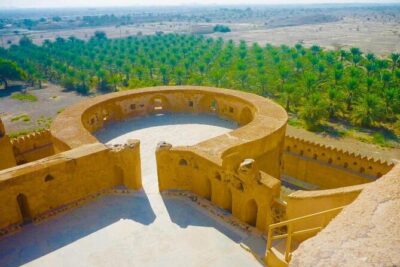 Full-Day Nizwa Fort, Bahla Fort and Jabreen Castle Private Tour