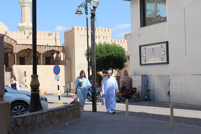 Full Day Nizwa & Jebel Akhdar Guided Tour - Rose season in March