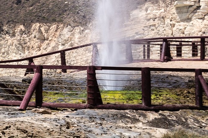 Full-Day Private Salalah West Tour with Lunch - Forty-five minutes at Fazayah Beach