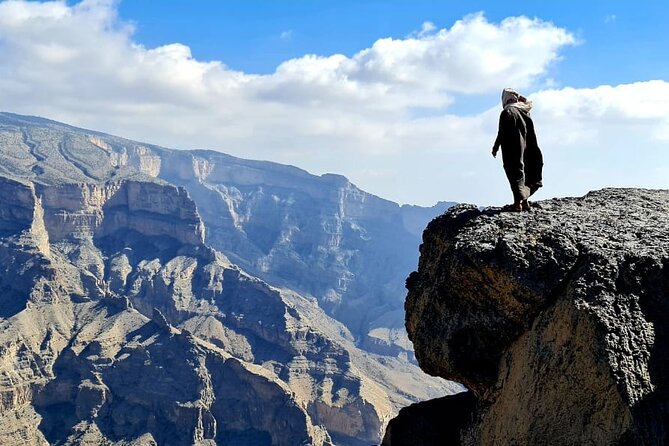 Full Day Private Tour to Nizwa and Jebel Shams from Muscat - Nizwa Souq and the everyday side of the city