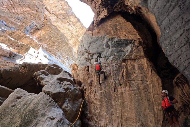 Full Day - Snake Canyon Adventure Tour in Jebel Shams region - Starting at Bald Sayt in the Jebel Shams Region