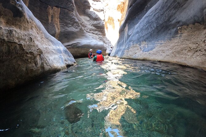 Full Day - Snake Canyon Adventure Tour in Jebel Shams region - Crystal-Clear Pools, Water Jumps, and Caves