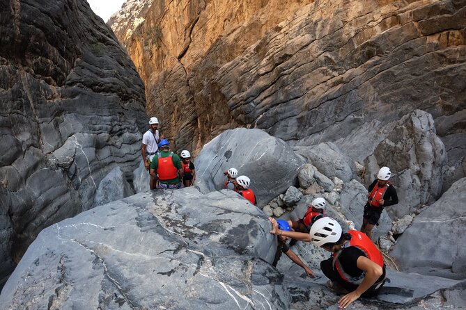 Full Day - Snake Canyon Adventure Tour in Jebel Shams region - Guides, Safety, and the Private Group Format