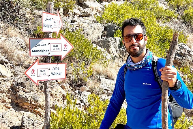 Full Day Tour from Wakan to Jebel Akhdar Trekking - Reaching the Towr of Wakan and Wakan Horn