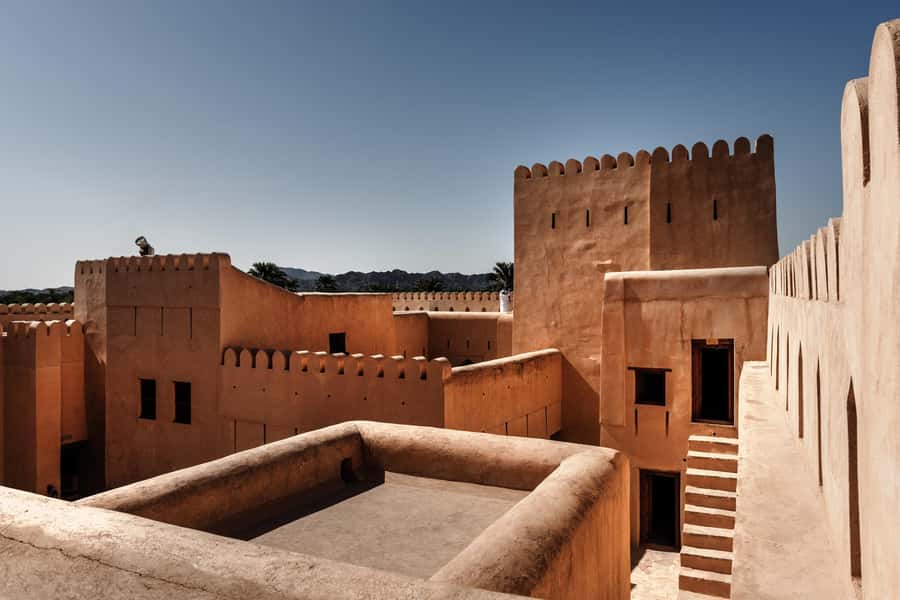 Full-Day Tour in Oman: Enchanting Forts of Nizwa and Jabreen - Jabreen Castle’s carved wood and painted ceilings