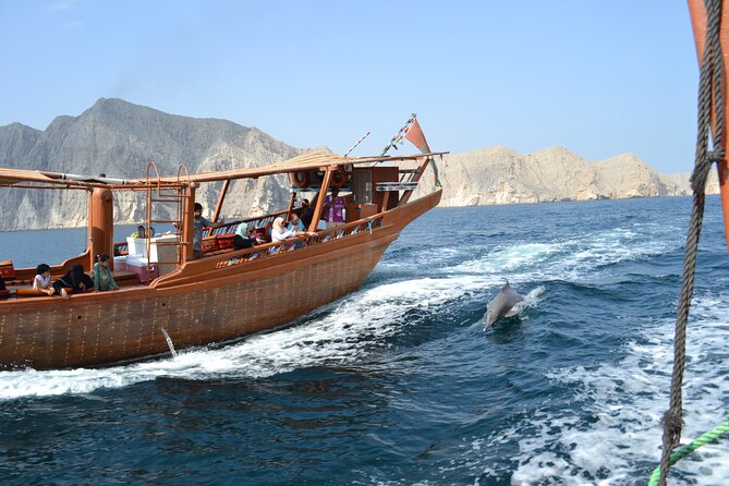 Half Day Dhow cruise to Telegraph Island (Shore excursions) - Telegraph Island and the water stop