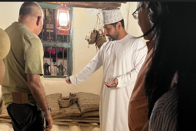 Half day Private Guided Tour in Muscat with Pickup - Mutrah Souq, fish market, and waterfront