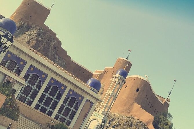 Half day Private Guided Tour in Muscat with Pickup - Sultan Qaboos Grand Mosque and its 21-ton carpet