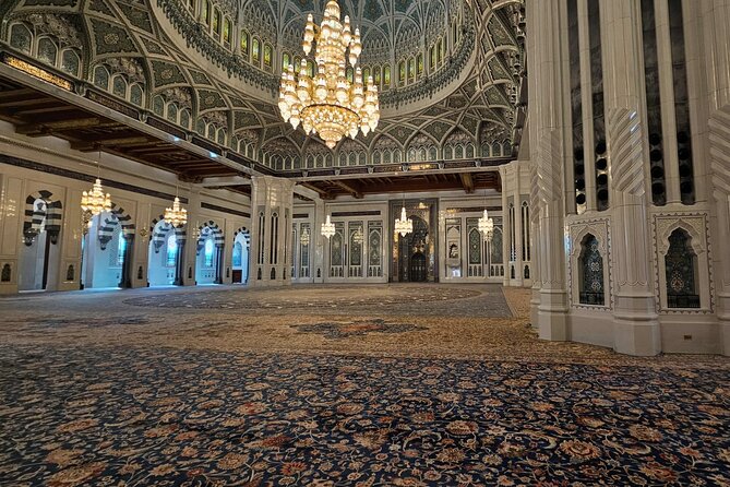 Half Day Private Muscat City Tour - Al Alam Palace: Royal Color in Old Muscat