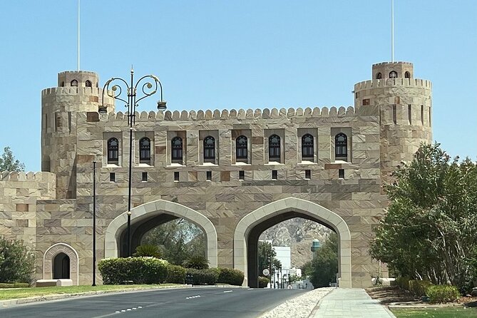Half-Day Private Tour in Muscat City Oman - Muttrah Souq: where the tour feels most local