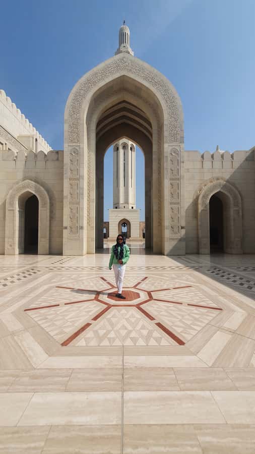 Highlights of Muscat city tour in private car with guide - The Grand Mosque: plan your visit around the rules