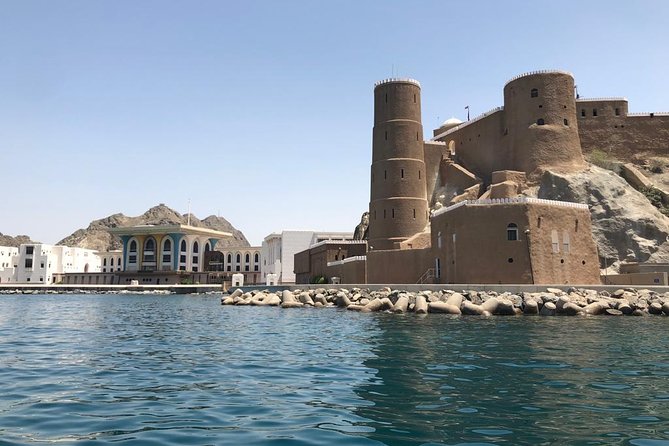 Historical Muscat Sunset Tour - Alam Palace and the changing evening light