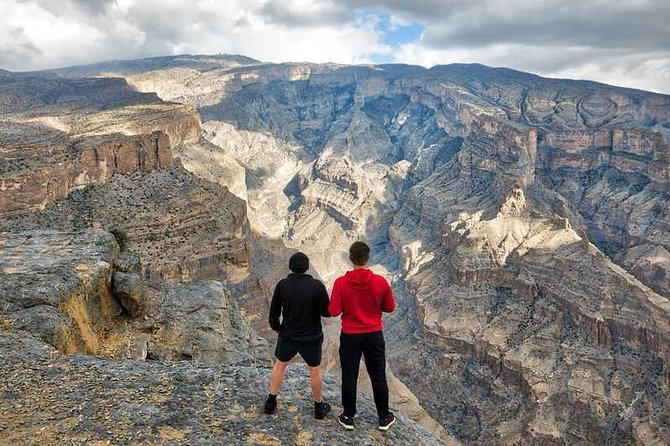Jebel Shams, Balcony Walk & Al Hamra Village - The Balcony Walk and the abandoned village