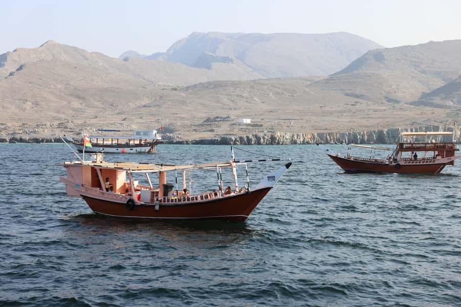 Khasab: Dhow Cruise with Lunch, Dolphin Watching& Snorkeling - Seebi Island and the second snorkeling stop