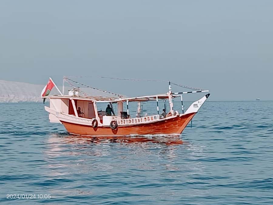 Khasab: Dhow Cruise with Lunch, Dolphin Watching& Snorkeling - What the $53 price really covers