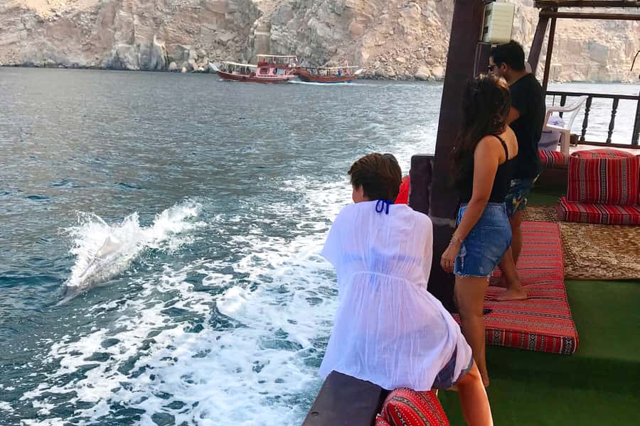 Khasab: Dolphin Watching Day Tour with Snorkeling & Lunch - Sibi Island brings a second chance to snorkel