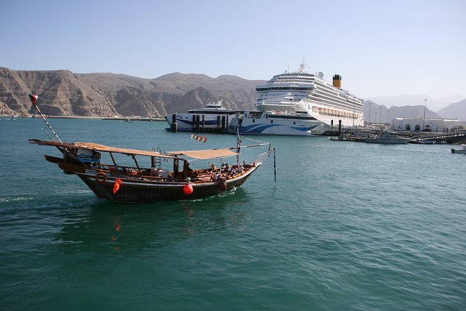 Musandam Khasab Full day dhow cruise with Lunch - Who should book this dhow trip?