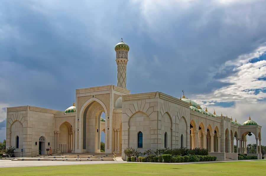Muscat : 4 hours private Tour of Muscat City with Pick-up - The guides make the private format worthwhile