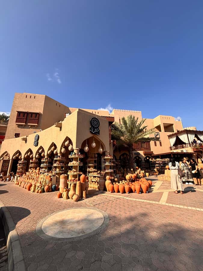 Muscat: 4x4 Adventure Through Jebel Akhdar and Nizwa - Nizwa Souq: Dates, halwa, and everyday Oman