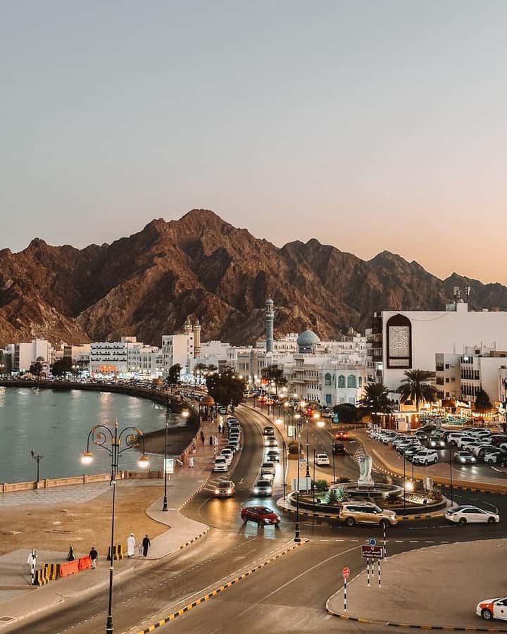 Muscat City Tour and life with Omani Guy ( luxury car). - The Royal Opera House and Sultan Qaboos’s cultural vision